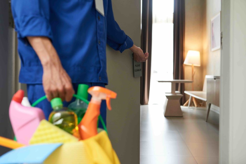 Cleaning services in hotel in Dubai -3